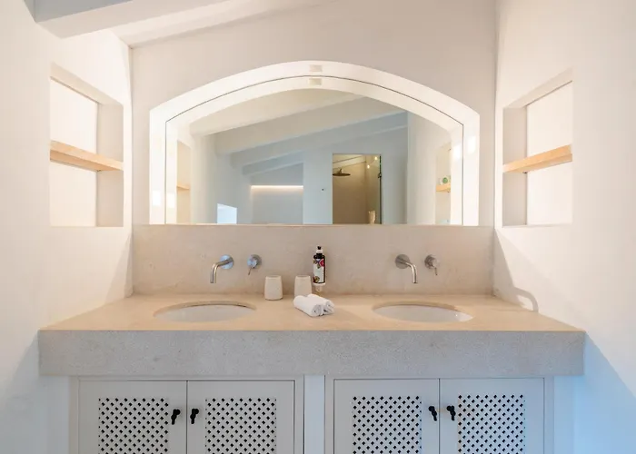 Willa Ca Na Maronja *